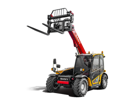 Telehandler Sany cu braț telescopic complet extins și atașament pentru paleți, pregătit să ridice și să transporte încărcături grele